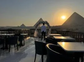 Pyramids View Makani Hotel
