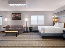 Hotel Grand Olive Aero Suites Near Delhi Airport, hotel near Delhi International Airport - DEL, New Delhi