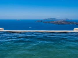 Santo Blue Santorini Caldera View Luxury Houses, khách sạn ở Megalokhori
