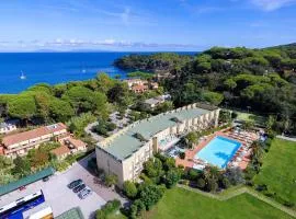 Hotel in Capoliveri with private beach