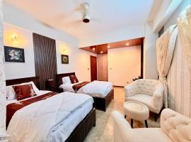 Spacious 3 BHK Condo Central, Cozy & Convenient, condo in Islamabad