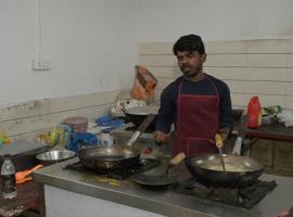 Nap Of Joy, hotel din Jāmb