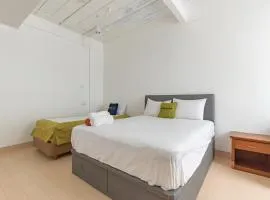 Urbanview Hotel Syariah at Rihlah Homestay Batam