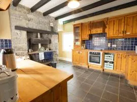 Making Tracks Farm House