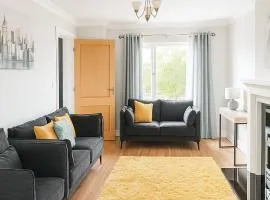 3 Bed Spacious House in Golf Links Road