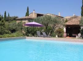 Maison d'hôtes Ferme de la Commanderie, hostal o pensión en Richerenches