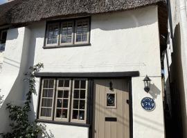 Little Hog Cottage, cosy seaside hideaway, hotel in Seaton