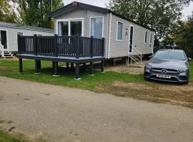 Billing Aquadrome Holiday Park Fishing Lakes Gold Caravan