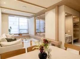 THE EXTAY Lounge Jongno