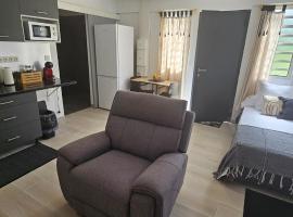 Studio cosy de 28m2 - Quartier Les Cultures, hotel v destinaci Saint-Laurent du Maroni