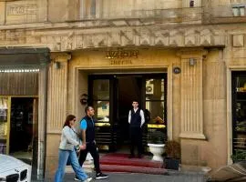 Azcot Hotel
