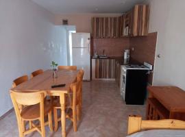 Departamentos El Silvio, hotel en Mar de Ajó