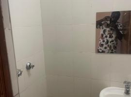 Residence Inn - Murera, hotel con bañera de hidromasaje en Ruiru