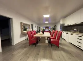 Bob Residence- Chic Penthouse