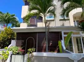 Waterside Complex - Beachfront Villa in Grand Baie