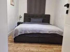 Green Hill Apartment