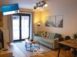 ENJOYHARRACHOV Atraktivní klidné studio 3 v centru Harrachova s parkováním, velkou terasou, Wifi-WLAN, SAT zdarma, možností dobíjení auta, výhledem do zahrady a na romantický kostelík