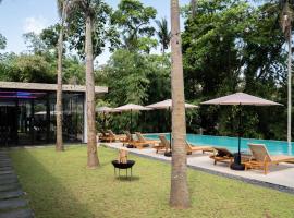Hidden City Ubud - Modern Villas & Townhouses with Private Pools, Nature Views and Wellness Access, aparthotel v Ubudu