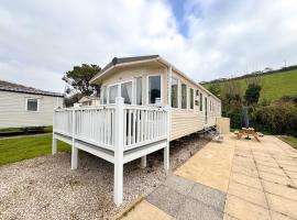 The Windermere- Luxury Caravan Retreat by the Sea in Devon, hotel in Burgh Island