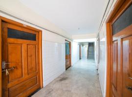 Hotel O Sree Radha Lodge Near Snow World, hotel v destinaci Hajdarábád