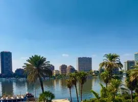 ROOMES NILE VIEW MANIEl