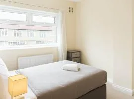 Modern 3-Bed Home in Shirehampton, Bristol