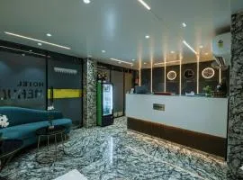 Mehul- A, Luxurious Stay 5 Mint From Railway Station New Delhi