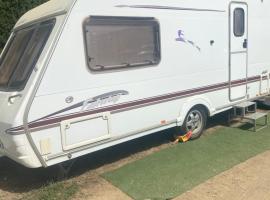 Little hideaway, camping en Costa da Caparica