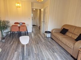 NightRest Homes Orchid2 NEC Free Parking 2Toilets, Hotel in Marston Green