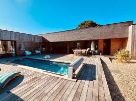 6-person villa with pool