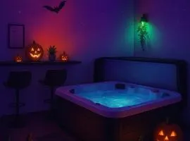 SPAYA JACUZZI centrum apartment - with home cinema & private parking