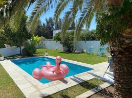 La Soukra에 위치한 주차 가능한 호텔 Caramel