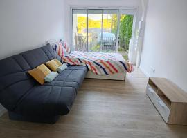 Studio Saint Marc sur Mer, hotel v destinaci Saint-Nazaire