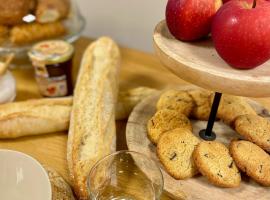 L échappée semuroise de Léane, ξενώνας σε Semur-en-Auxois