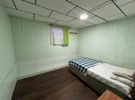 Departamento interior con entrada independiente