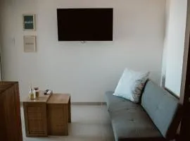 Temporary Lapachos II grap happy