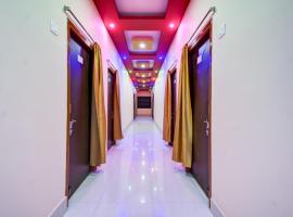 Hotel O Eternal, hotel in Lālbāgh