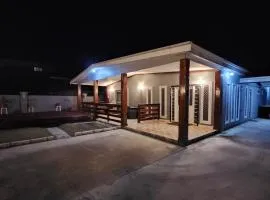 Aholelei Beach Home