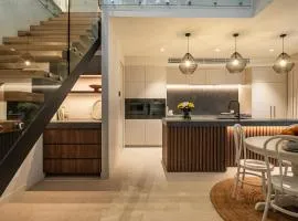 Lighthouse Peek - Luxury, Central, Private Pool