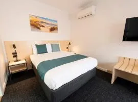 Glenelg Motel