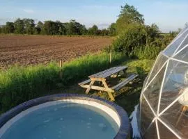 Dome One with Hot Tub, Lincoln, Projector, Firepit