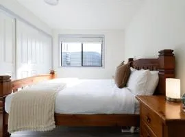 Lulworth Coastal Getaway - Close To The Beach