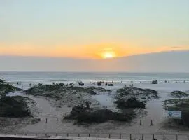 Kitnet Pontal Beach
