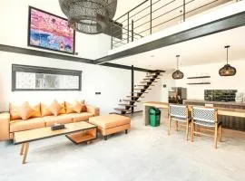 Huge Loft 200m from the Beach