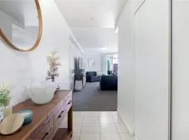 Salinas by the Sea - Hosted by Coastal Letting Co.