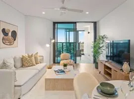 Brisbane City 2BR Apartment River and Fireworks View