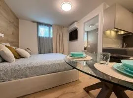 AlfieriB - Netflix-Parking-Supermarket-Centro