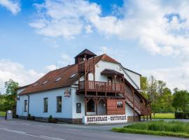 Penzion Country Steak Restaurant: Lanškroun şehrinde bir otel