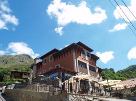 Hotel La Casona de Llerices, hotel en Llerices