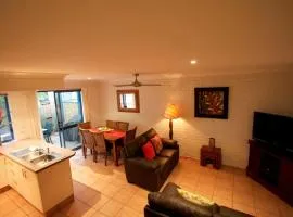 Belongil Beach Apartment - 3 - 41 Childe St